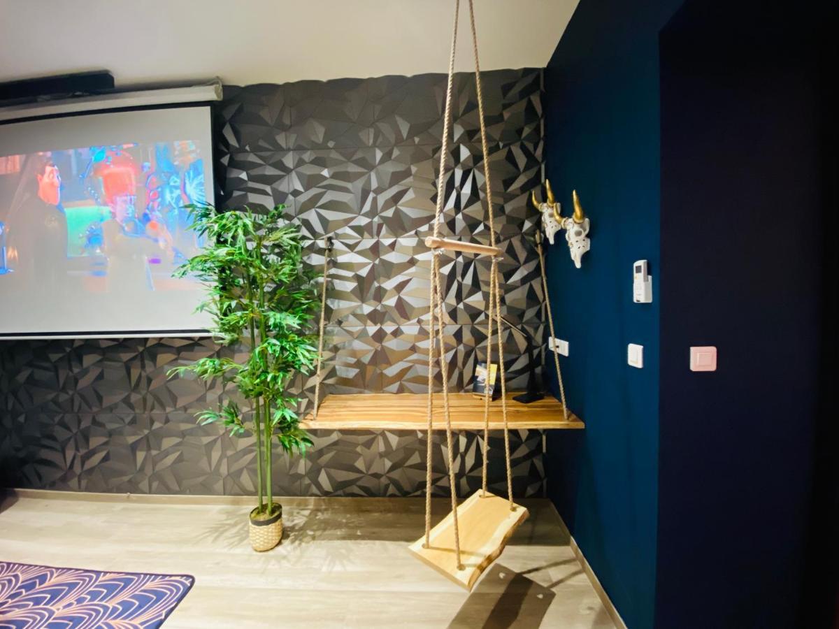Capsule Temps Suspendu - Balneo, Home Cinema & Billard فالنسيان المظهر الخارجي الصورة
